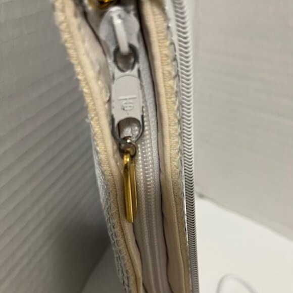 Metal mesh mini shoulder bag. - Picture 4 of 4